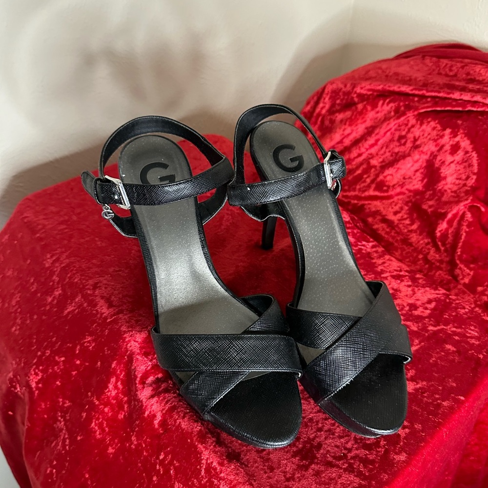 Guess size 10 5 inch heels